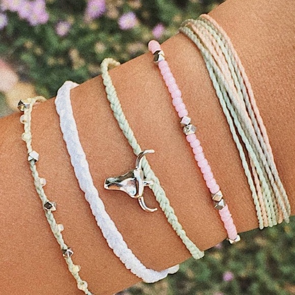 Meet your Posher, Alexis - Picture 6 of 12